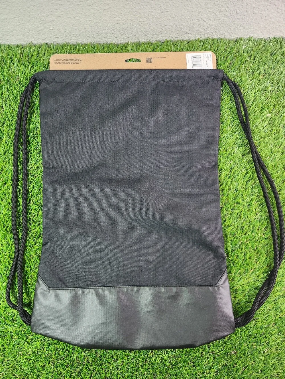 Nike Brasilia 9.5 Training Gym Sack Black/Black/White DM3978-010 Drawstring